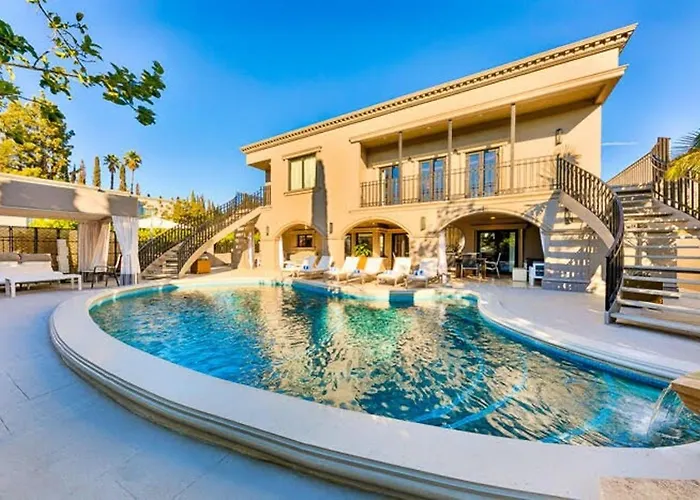 Olympia Luxe Estate