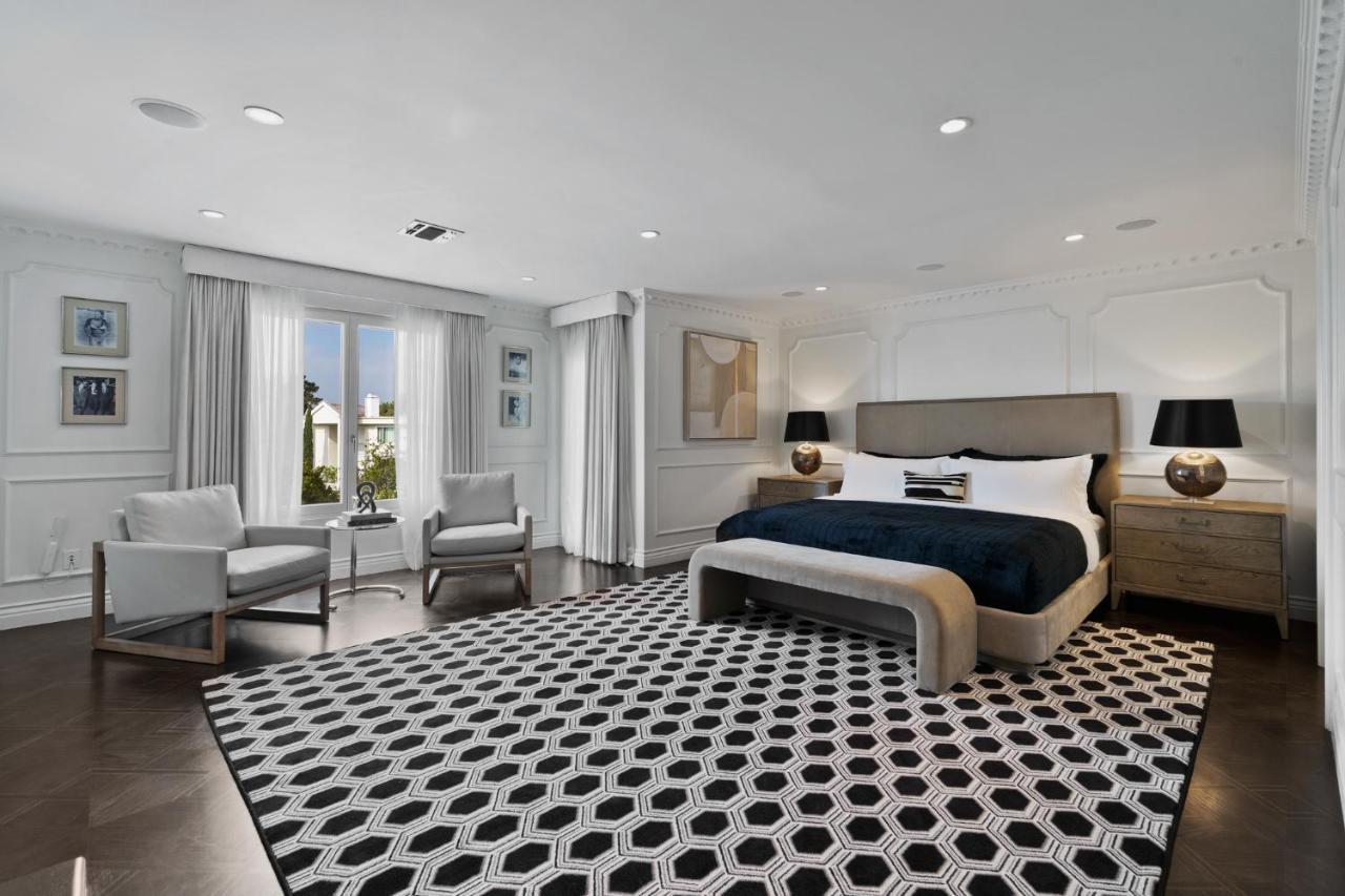 Olympia Luxe Estate Villa *