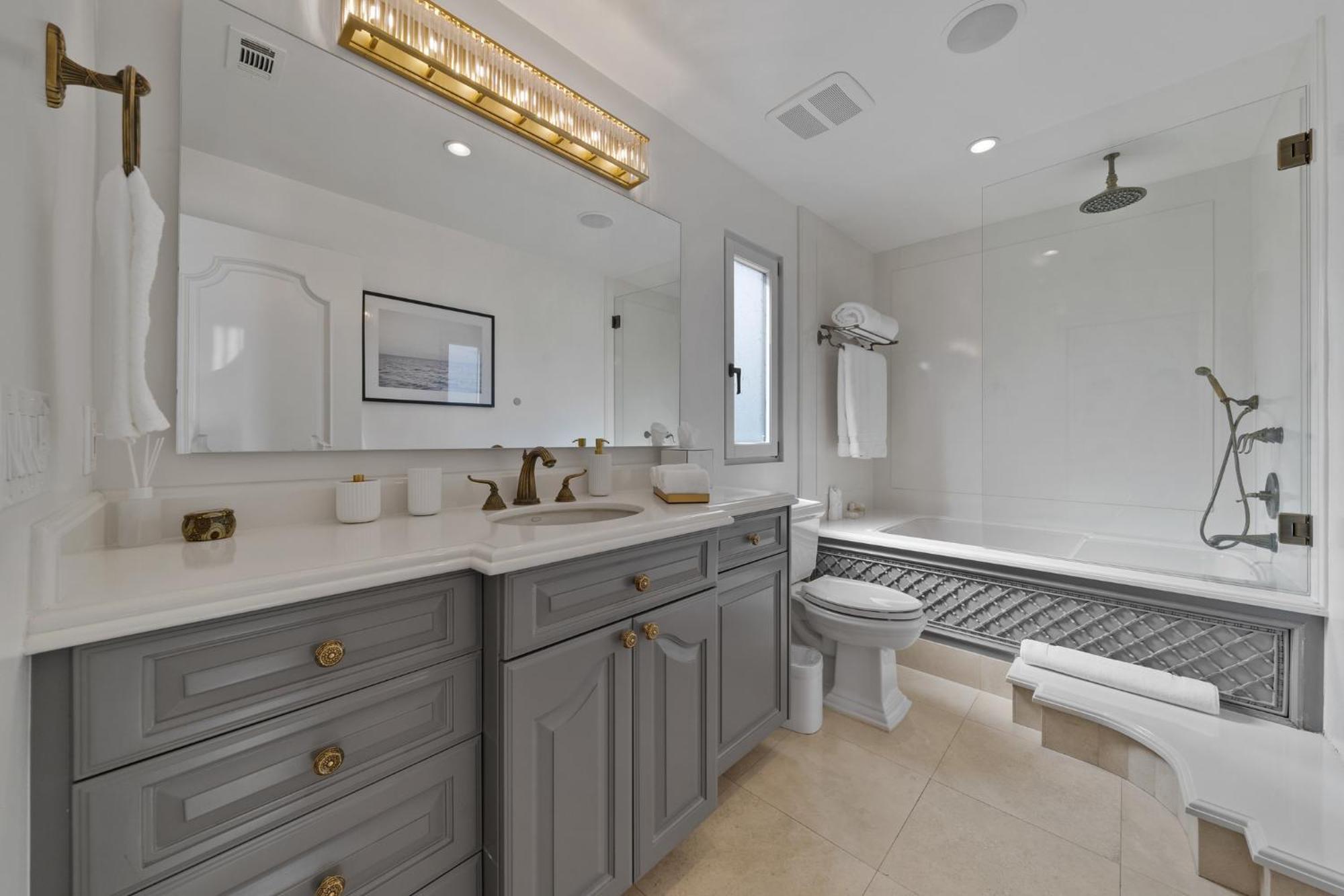 Olympia Luxe Estate Villa